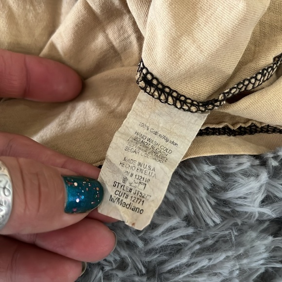 Grunge off shoulder tee M embroidered roses oversized splatter destroyed punk 🥀 - Picture 5 of 9